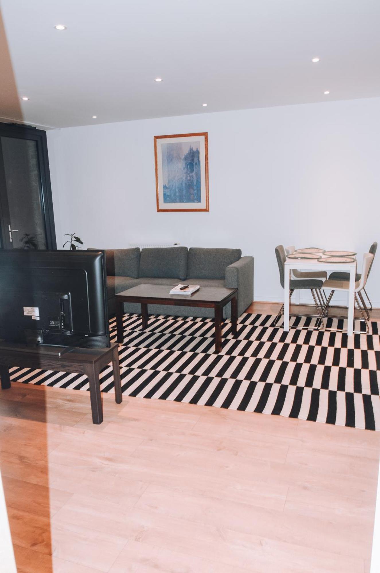 Apartamento Spacious And Luxury 2 Bed 2 Bath Just 5 Minutes Walk From The Underground *